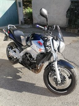 SUZUKI GSR 600 - 4