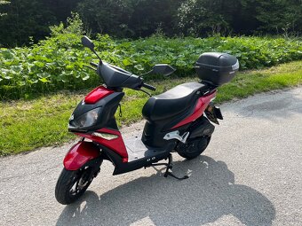 Adamoto derbi 125 - 4