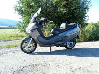 Piaggio X9 200 - 4