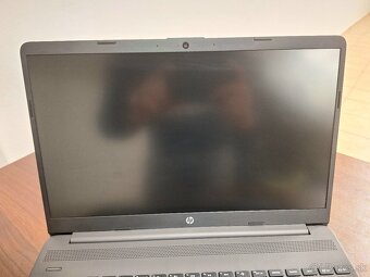 HP 250 G8 - 4