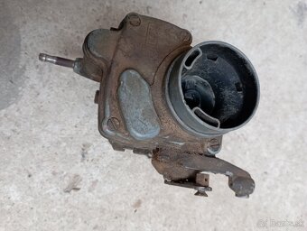 Škoda 1202,1203 karburátor, Vodná pumpa, tanier spojky - 4