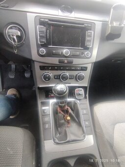 Volkswagen Passat b7 2.0tdi 103kw - 4
