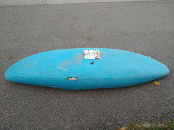 Predám kajak Dagger MAMBA 8.0 s pádlom - 4