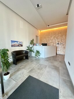 PRENAJATÉ Administratívne priestory v meste Dubnica n./V - 4