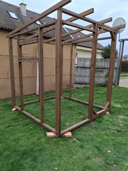 Predám drevenú konštrukciu - 4