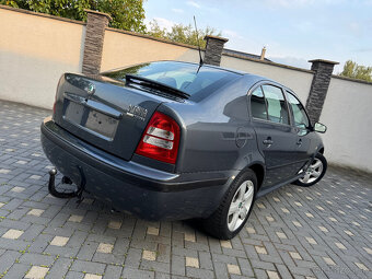 Škoda Octavia 1.6i TOUR 75kw 102PS - 4