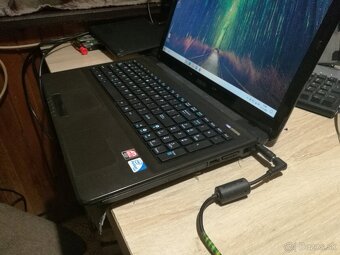 Asus X52. Intel i5. 500 GB. 15,6". 8GB RAM.Nová klávesnica. - 4
