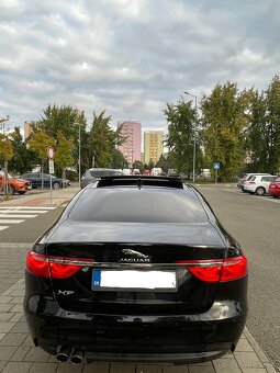 JAGUAR XF - 4