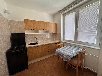 Predaj 3 izb byt v KE - Južná trieda, pôvodný stav, loggia - 4