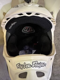 Integralna prilba - 4