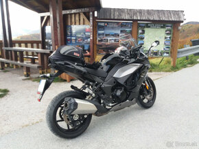 Kawasaki Ninja 1000 SX - 4