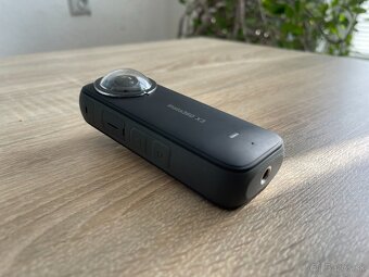INSTA 360 x3 - 4