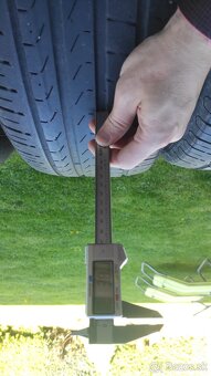 235/55/R18 - 4