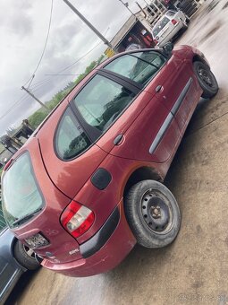 Rozpredam Renault Scenic 1.9 dti - 4