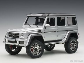 Mercedes-Benz G500 4×4² a Chevrolet Camaro ZL1 - 1:18 AUTO - 4