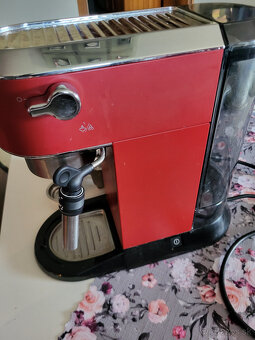 Pákový kávovar DeLonghi EC 685.R - 4