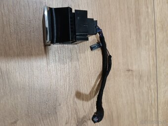 Prepínač (tlačidlo) ručnej brzdy Škoda Octavia IV 5E4927225 - 4