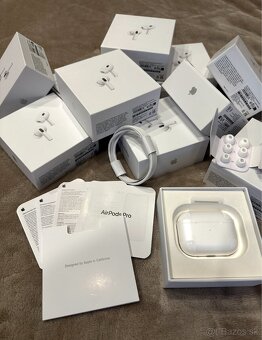 Apple AirPods Pro 2 - 4