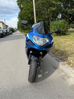 Suzuki GSX-R 600 - 4
