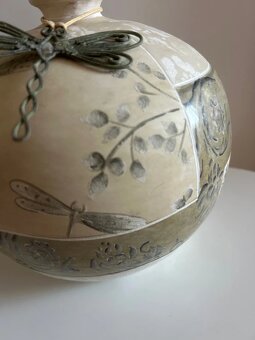 Guľatá keramická váza - 4