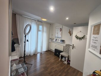 Miestnosť v kozmetickom salóne - 4
