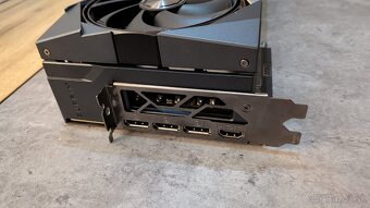 MSI GeForce RTX 5090 32GB SUPRIM SOC - 4