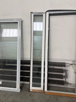 Predam vchodove dvere so svetlikom - 4