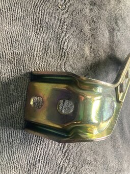 MB 311 spodný záves č. 9017600128 - 4