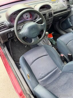 Renault clio 1.2 - 4