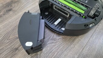 Predám robotický vysávač iRobot Roomba i7+ (i7558) - 4