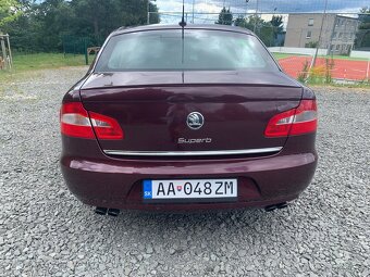 Škoda Superb sedan 3.6 LPG 10€=100km v meste - 4