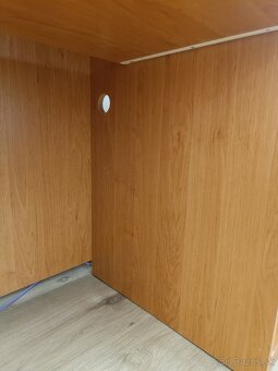 PC stolík s výsuvnou doskou na klávesnicu - 4