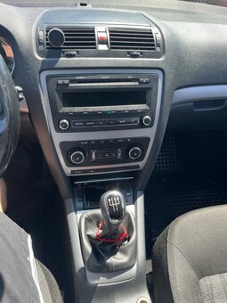 Škoda Octavia 2 Facelift - 4