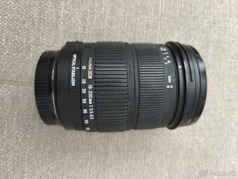 Canon 7D + Sigma DC 18-200 - 4