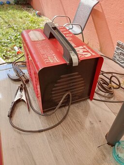 Predám zvaracku EURO MASTER CEN160 EINHELL - 4