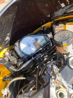 Suzuki Gsxr 600 k1 - 4