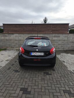 Peugeot 208 1.6 HDI - 4