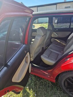 Golf 4 - 4