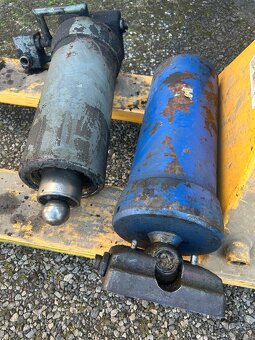 Otočná vidlica korby - 4