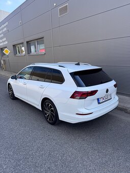 VW Golf 1.0 eTsi Live Dsg - 4