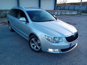 Škoda Superb 2011 2.0tdi DSG Elegance - 4