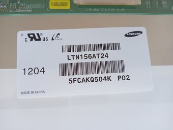 predám 15,6" displej z notebooku ,40pin ,LTN156AT24 ,lesklý - 4