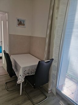 Ojedinelý, slnečný 1-i byt v tehlovom dome - 4