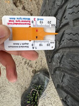 Kumho 215/65 R16 - 4