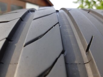 255/35 r19 letne pneumatiky - 4
