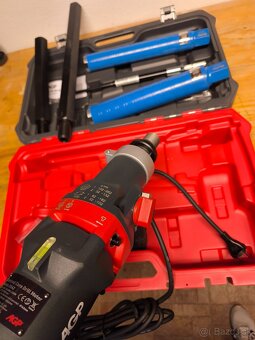 Jadrová vŕtačka s príklepom 62 - 4