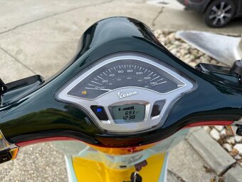 Vespa Primavera – Sean Wotherspoon - 4