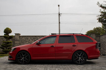 Škoda Octavia Combi 2.0 TDI CR DPF RS DSG - 4