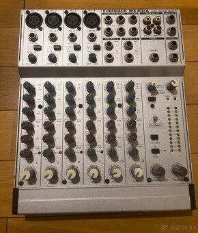 Mixážny pult Behringer MX802A - 4