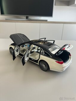Mercedes Benz Maybach 680 1:18 - 4